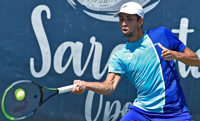 Colombia's Galan grabs Sarasota Open title and top prize of $14,400